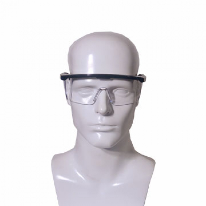 MERCURY GLASSES CLEAR SHOCK AND FOG RESISTANT